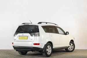 Внедорожник Mitsubishi Outlander 2011 года, 1269000 рублей, Тюмень