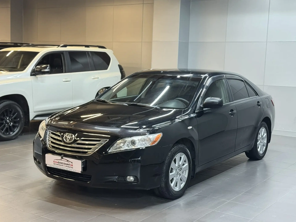 Седан Toyota Camry 2007 года, 877000 рублей, Красноярск
