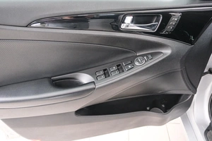 Седан Hyundai Sonata 2011 года, 1199000 рублей, Красноярск