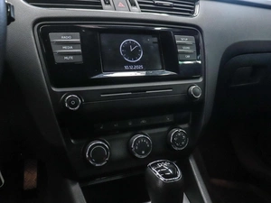 Лифтбек Skoda Octavia 2015 года, 1029000 рублей, Красноярск