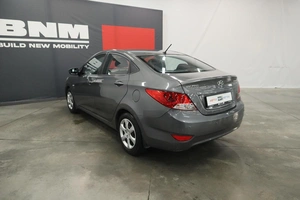 Седан Hyundai Solaris 2012 года, 1085000 рублей, Курск