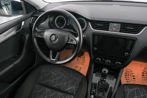 Лифтбек Skoda Octavia 2020 года, 2129000 рублей, Красноярск