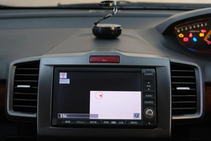 Минивэн Honda Freed 2010 года, 1089000 рублей, Омск