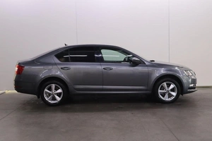 Универсал Skoda Octavia 2018 года, 1750000 рублей, Брянск