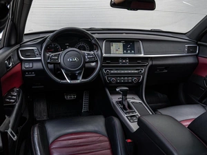 Седан Kia Optima 2018 года, 2190000 рублей, Краснодар