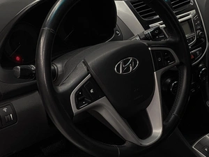 Седан Hyundai Solaris 2011 года, 740000 рублей, Красноярск