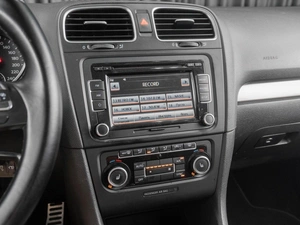 Хетчбэк Volkswagen Golf 2012 года, 870000 рублей, Тюмень