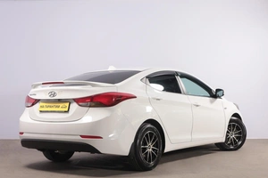 Седан Hyundai Elantra 2014 года, 1199000 рублей, Новосибирск