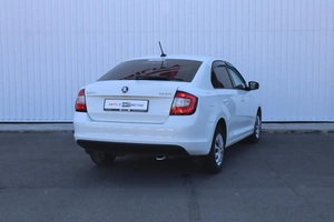 Хэтчбек Skoda Rapid 2017 года, 980000 рублей, Брянск
