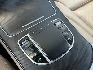 Внедорожник Mercedes-benz GLC-класс 2021 года, 4650000 рублей, Уфа