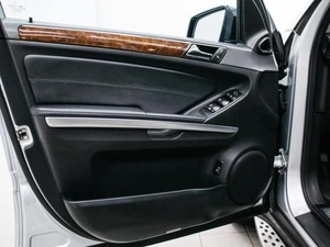 Внедорожник Mercedes-benz M-класс 2010 года, 1560000 рублей, Красноярск
