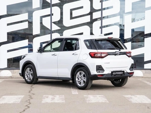 Внедорожник Toyota Raize 2021 года, 1880000 рублей, Краснодар