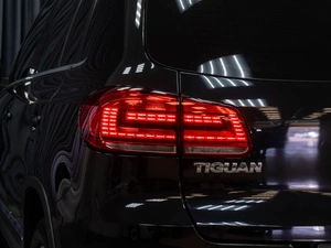 Внедорожник Volkswagen Tiguan 2013 года, 1819000 рублей, Тюмень