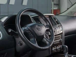 Внедорожник Nissan Pathfinder 2014 года, 1649000 рублей, Сургут