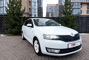 Лифтбек Skoda Rapid 2014 года, 720000 рублей, Красноярск