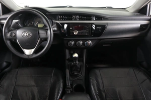 Седан Toyota Corolla 2013 года, 1239000 рублей, Пермь