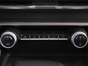 Внедорожник Geely Coolray 2022 года, 1820000 рублей, Омск