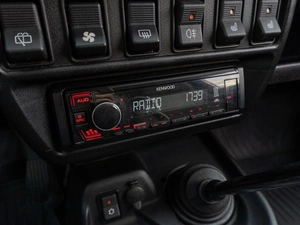 Внедорожник ВАЗ (LADA) 4x4 (Нива) 2018 года, 719000 рублей, Саратов