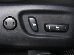 Внедорожник Toyota Harrier 2014 года, 2625000 рублей, Ростов-на-Дону