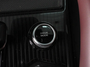 Внедорожник Geely Monjaro 2023 года, 3269000 рублей, Минеральные Воды