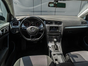 Хетчбэк Volkswagen Golf 2012 года, 1050000 рублей, Краснодар
