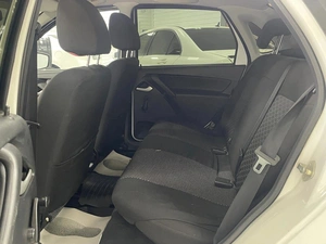 Седан ВАЗ (LADA) Granta 2018 года, 690000 рублей, Ачинск