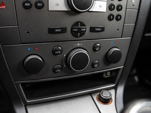 Седан Opel Vectra 2008 года, 650000 рублей, Краснодар