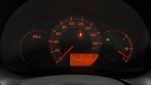 Хетчбэк Toyota Vitz 2017 года, 1087000 рублей, Красноярск