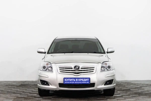 Седан Toyota Avensis 2008 года, 749000 рублей, Сургут