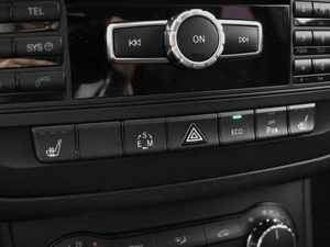 Хетчбэк Mercedes-benz B-класс 2013 года, 1199900 рублей, Казань