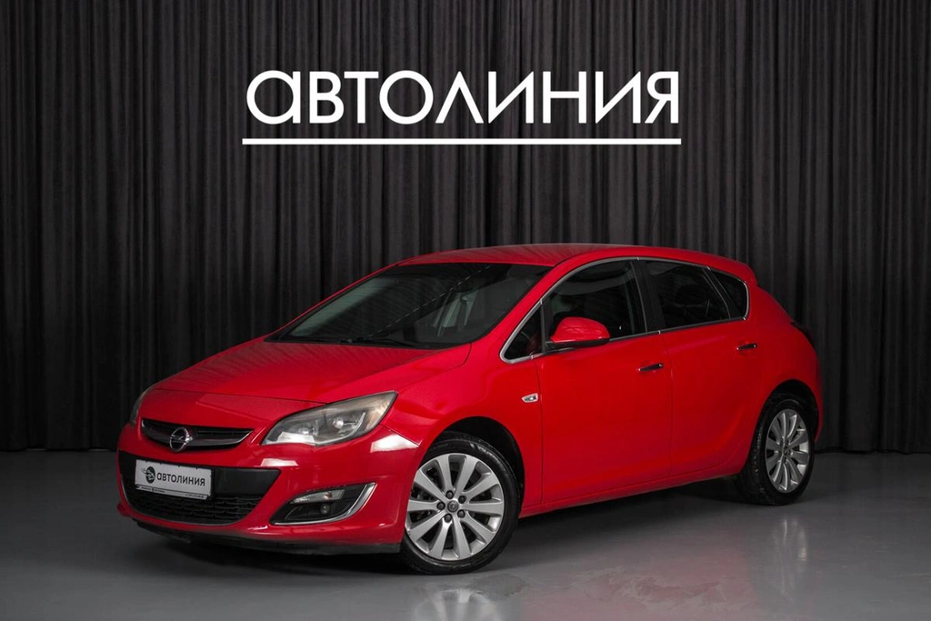 Хетчбэк Opel Astra 2013 года, 645000 рублей, Красноярск