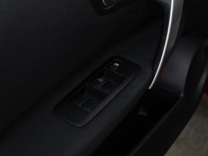 Внедорожник Nissan Qashqai 2013 года, 1069050 рублей, Москва