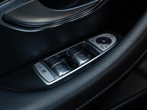 Седан Mercedes-benz E-класс 2017 года, 2665000 рублей, Краснодар