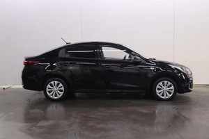 Седан Kia Rio 2019 года, 1165000 рублей, Брянск