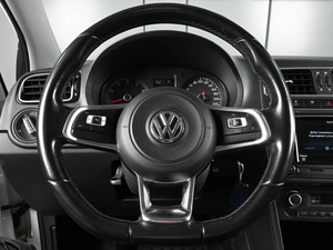 Седан Volkswagen Polo 2019 года, 1390000 рублей, Аксай