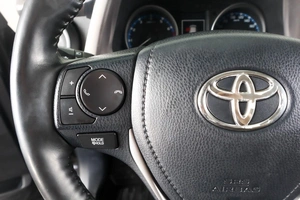 Внедорожник Toyota RAV4 2015 года, 2059000 рублей, Пермь