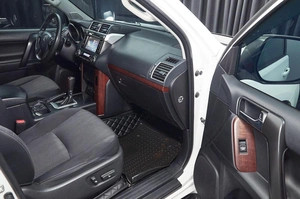 Внедорожник Toyota Land Cruiser Prado 2016 года, 3499000 рублей, Красноярск