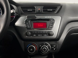 Хетчбэк Kia Rio 2014 года, 839900 рублей, Казань