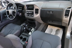 Внедорожник Mitsubishi Pajero 2006 года, 1289000 рублей, Омск