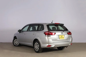 Универсал Toyota Corolla Fielder 2020 года, 1599000 рублей, Новосибирск