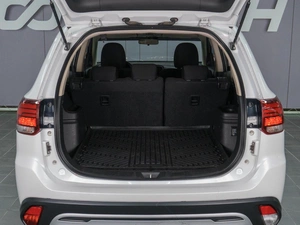 Внедорожник Mitsubishi Outlander 2019 года, 1499000 рублей, Сургут