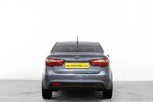Седан Kia Rio 2012 года, 799000 рублей, Барнаул