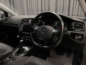 Хетчбэк Volkswagen Golf 2013 года, 1250000 рублей, Красноярск