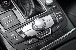 Седан Audi A6 2018 года, 2205000 рублей, Ульяновск