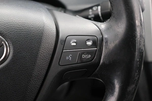 Седан Toyota Avensis 2009 года, 1179000 рублей, Омск