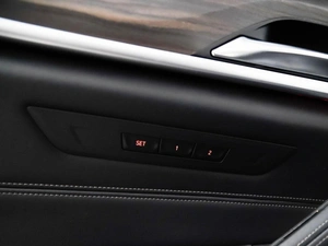 Седан BMW 5 серия 2017 года, 3249077 рублей, Москва