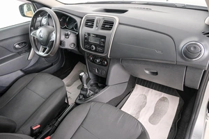 Хетчбэк Renault Sandero 2018 года, 899000 рублей, Красноярск