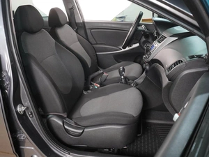 Хетчбэк Hyundai Solaris 2013 года, 869000 рублей, Воронеж