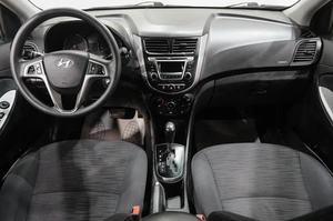 Седан Hyundai Solaris 2016 года, 689000 рублей, Новокузнецк