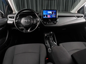 Седан Toyota Corolla 2019 года, 1799000 рублей, Тюмень